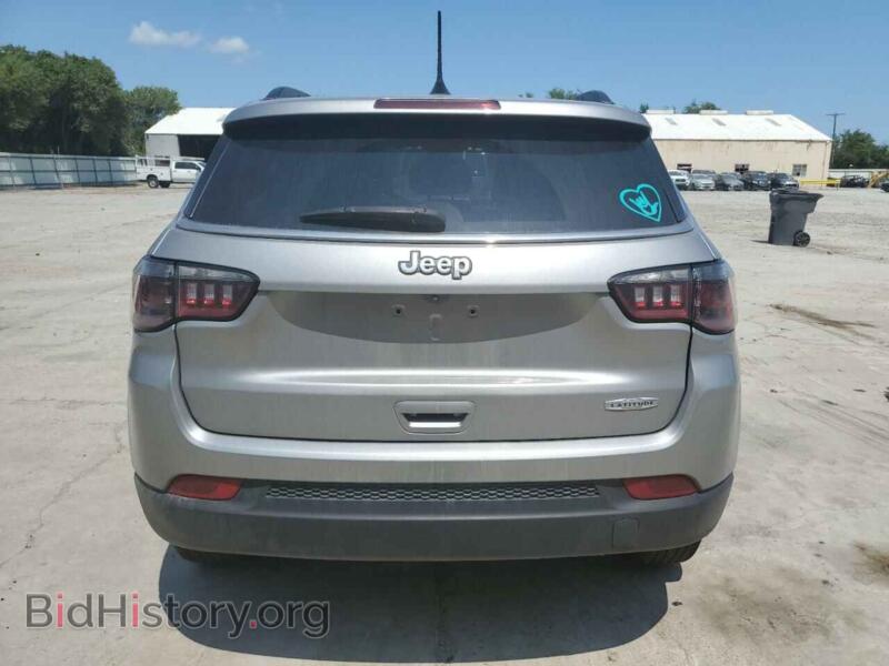 2022 Jeep COMPASS (VIN 3C4NJCBB7NT140026) — фото 6 из 12