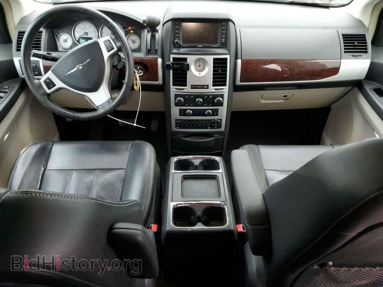 2010 CHRYSLER MINIVAN - VIN: 2A4RR8DX9AR495934 - Фото 8