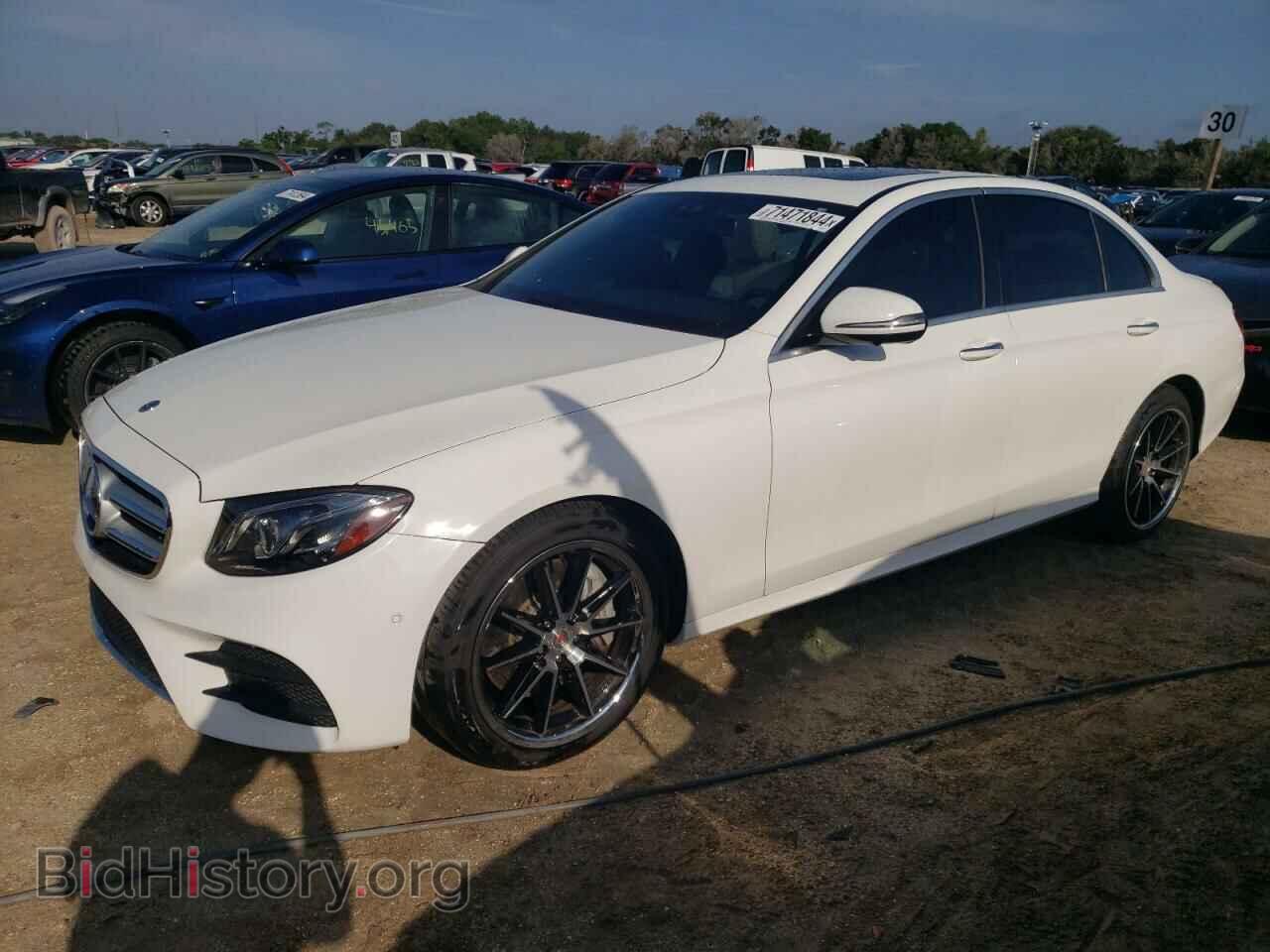 Photo WDDZF4JB3KA629056 - MERCEDES-BENZ E-CLASS 2019