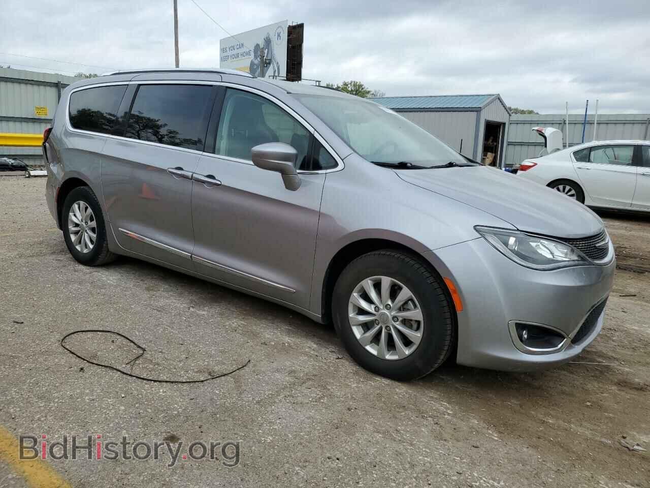 2018 CHRYSLER PACIFICA - VIN: 2C4RC1BG1JR149197 - Фото 4