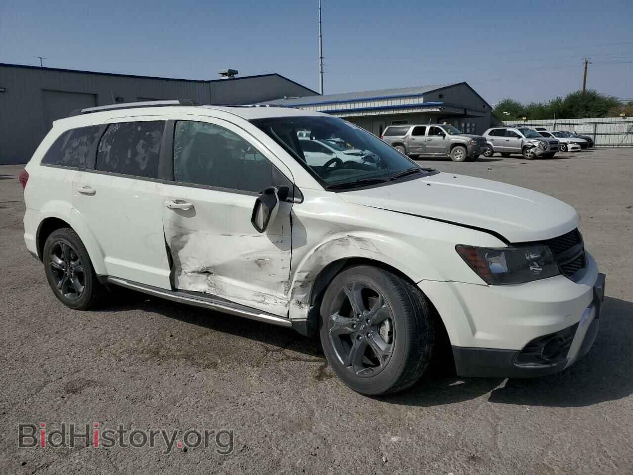 2020 DODGE JOURNEY - VIN: 3C4PDCGB8LT206363 - Фото 4