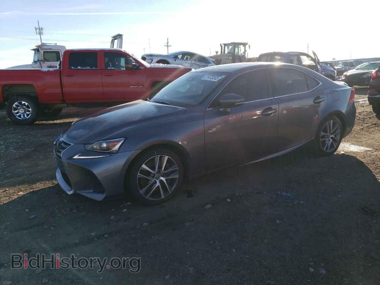Фотография JTHC81D24K5036348 - LEXUS IS 2019