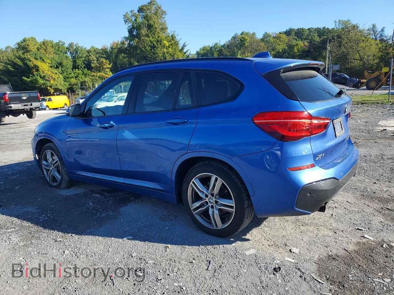 2018 BMW X1 - VIN: WBXHT3C35J3H30171 - Фото 2
