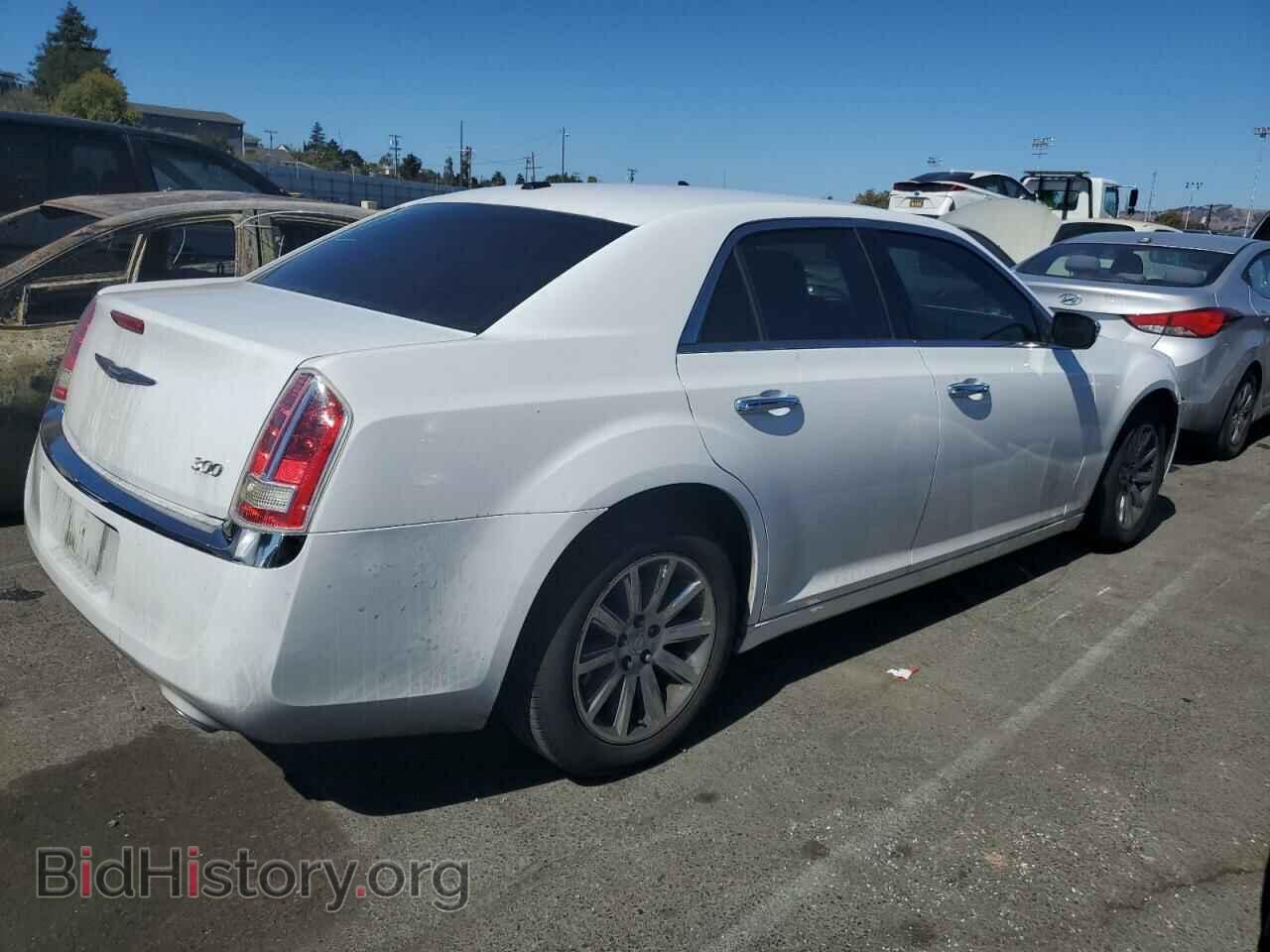 2012 CHRYSLER 300 - VIN: 2C3CCACG7CH310220 - Фото 3