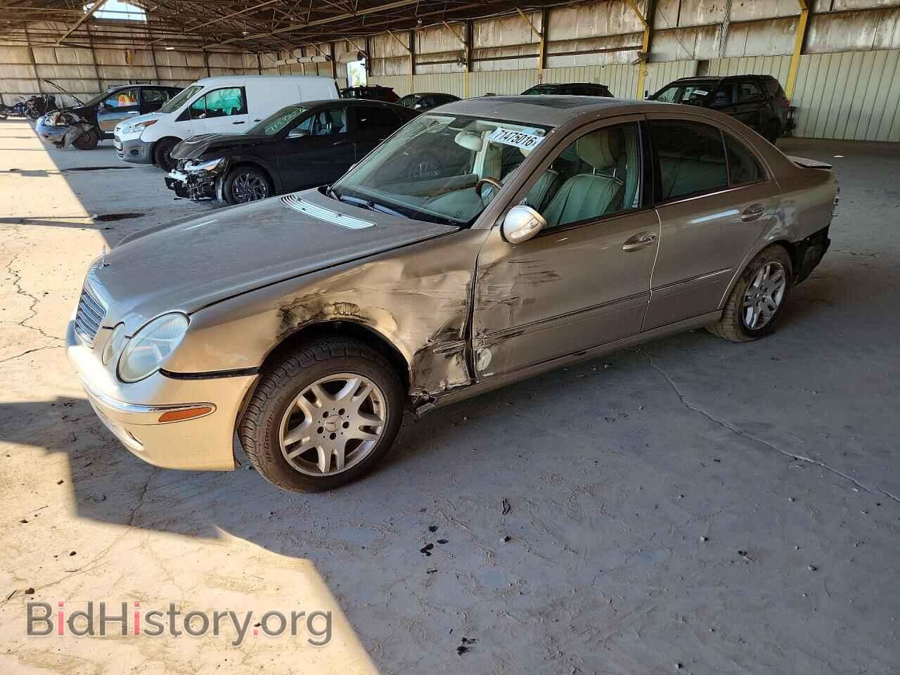 Photo WDBUF26J35A819936 - MERCEDES-BENZ E-CLASS 2005