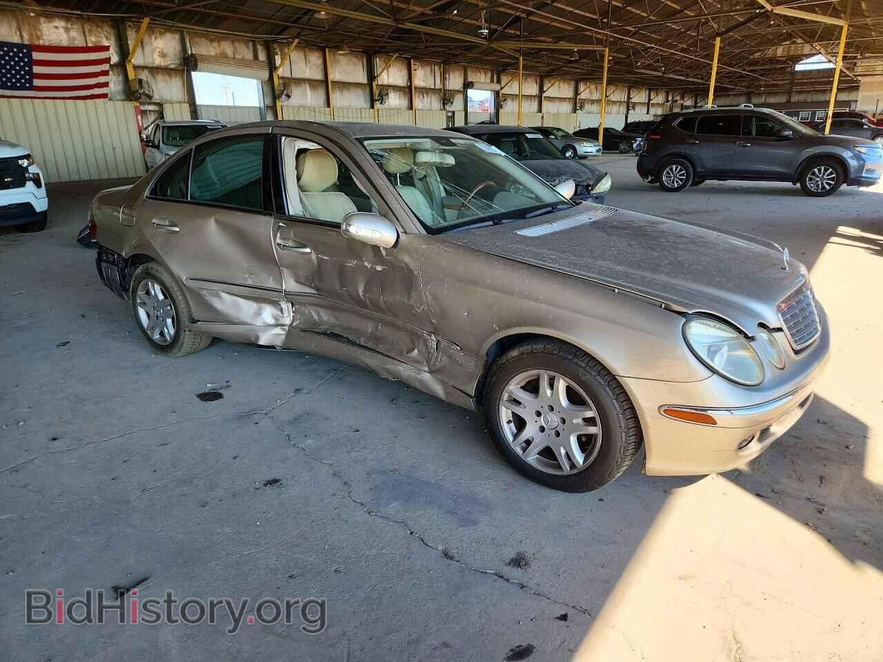 2005 MERCEDES-BENZ E-CLASS - VIN: WDBUF26J35A819936 - Photo 4