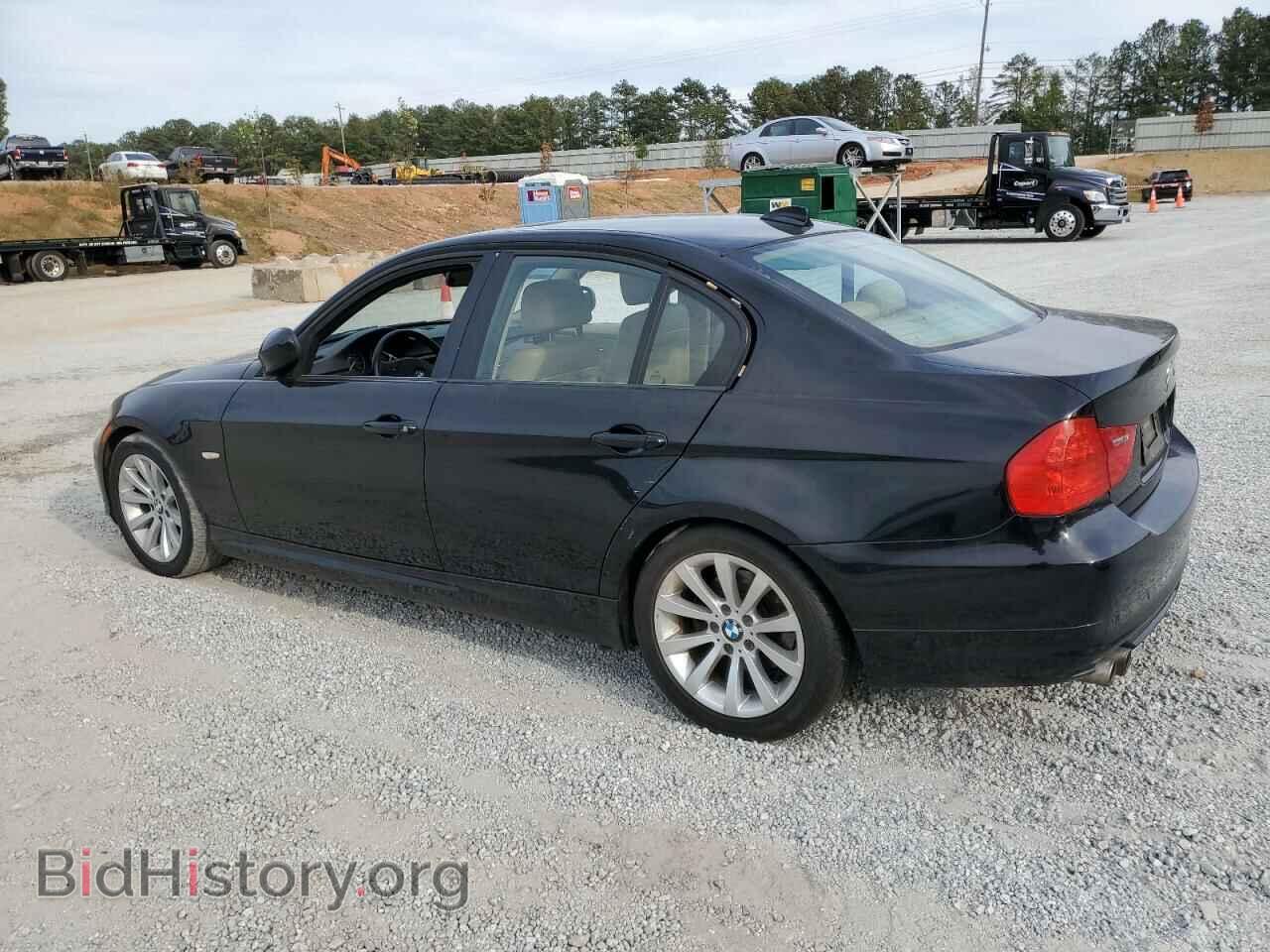 2011 BMW 3 SERIES - VIN: WBAPH7C55BE461916 - Фото 2