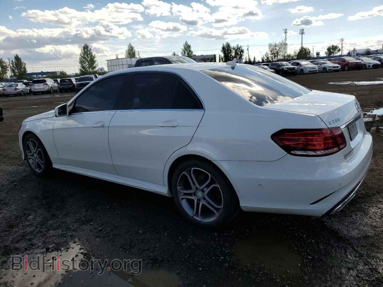 2014 MERCEDES-BENZ E-CLASS - VIN: WDDHF9HB8EA910028 - Фото 2