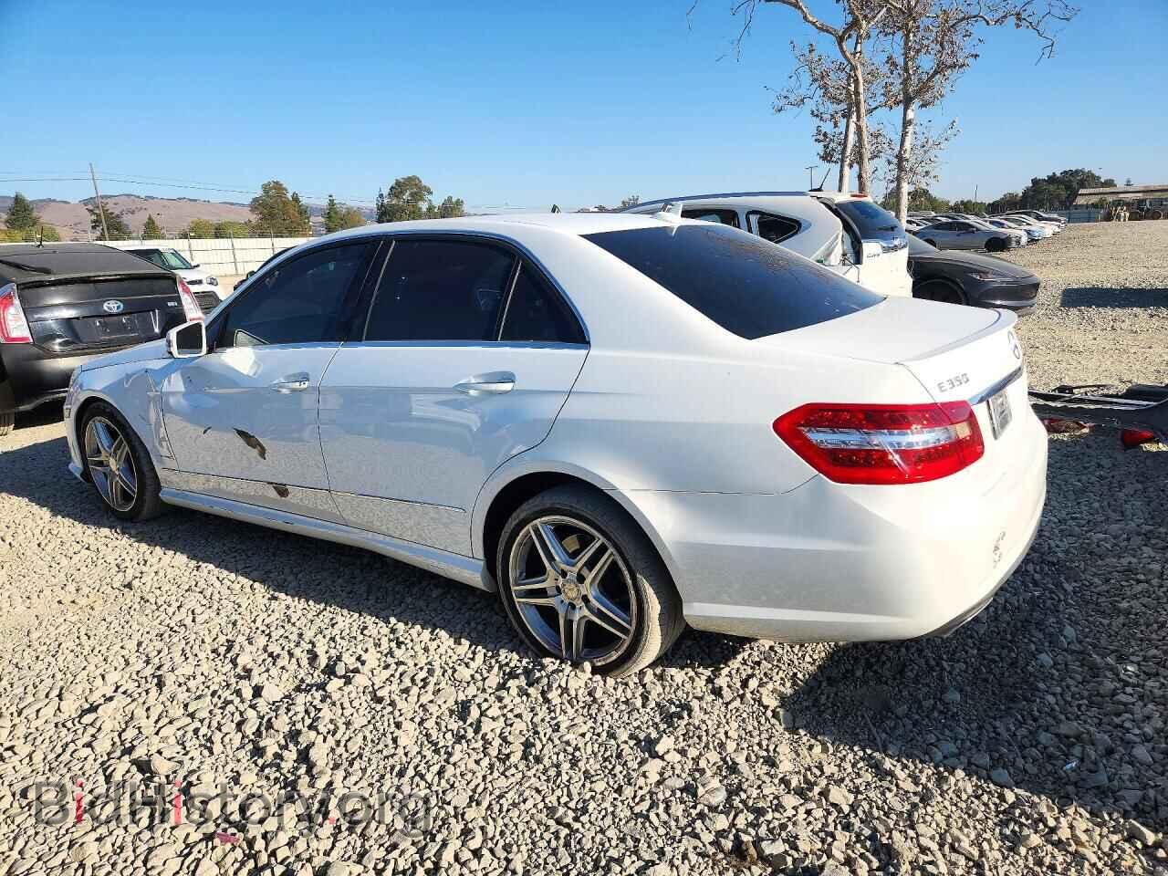 2013 MERCEDES-BENZ E-CLASS - VIN: WDDHF5KB4DA695053 - Фото 2