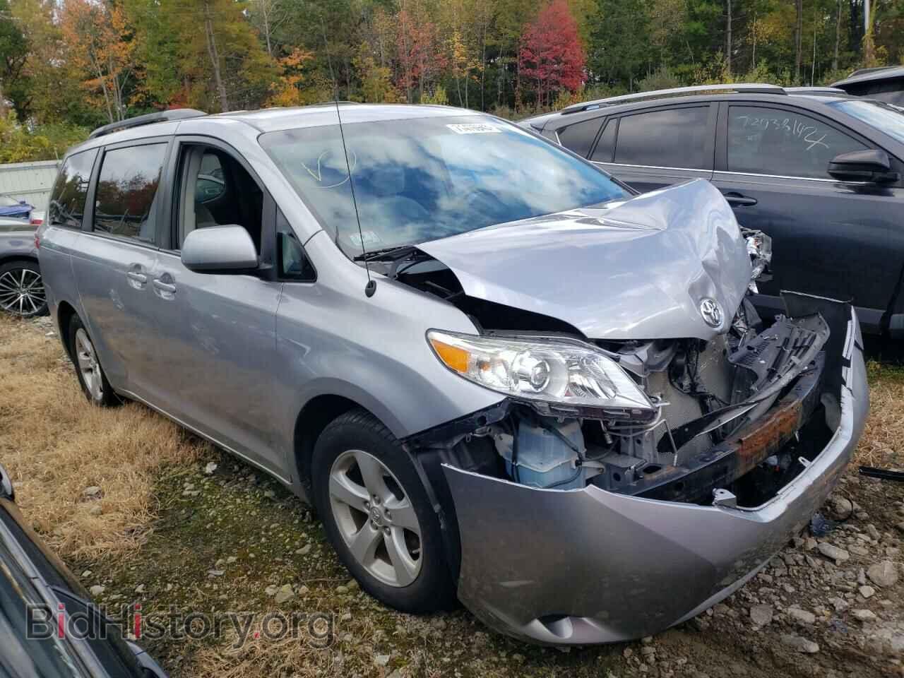 2011 TOYOTA All Models - VIN: 5TDKK3DC0BS172814 - Фото 4