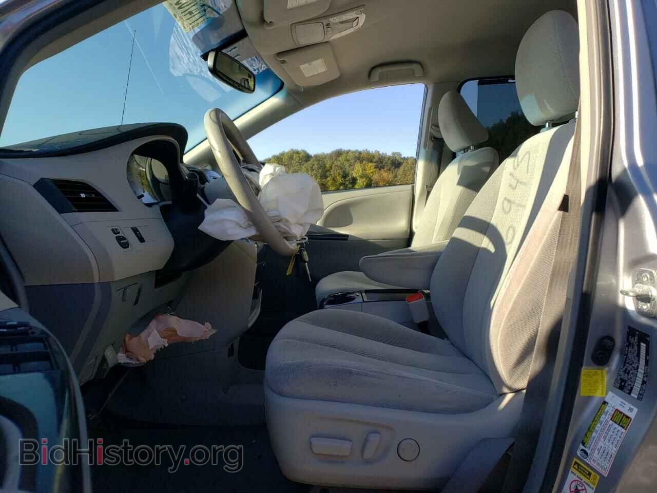 2011 TOYOTA All Models - VIN: 5TDKK3DC0BS172814 - Фото 7