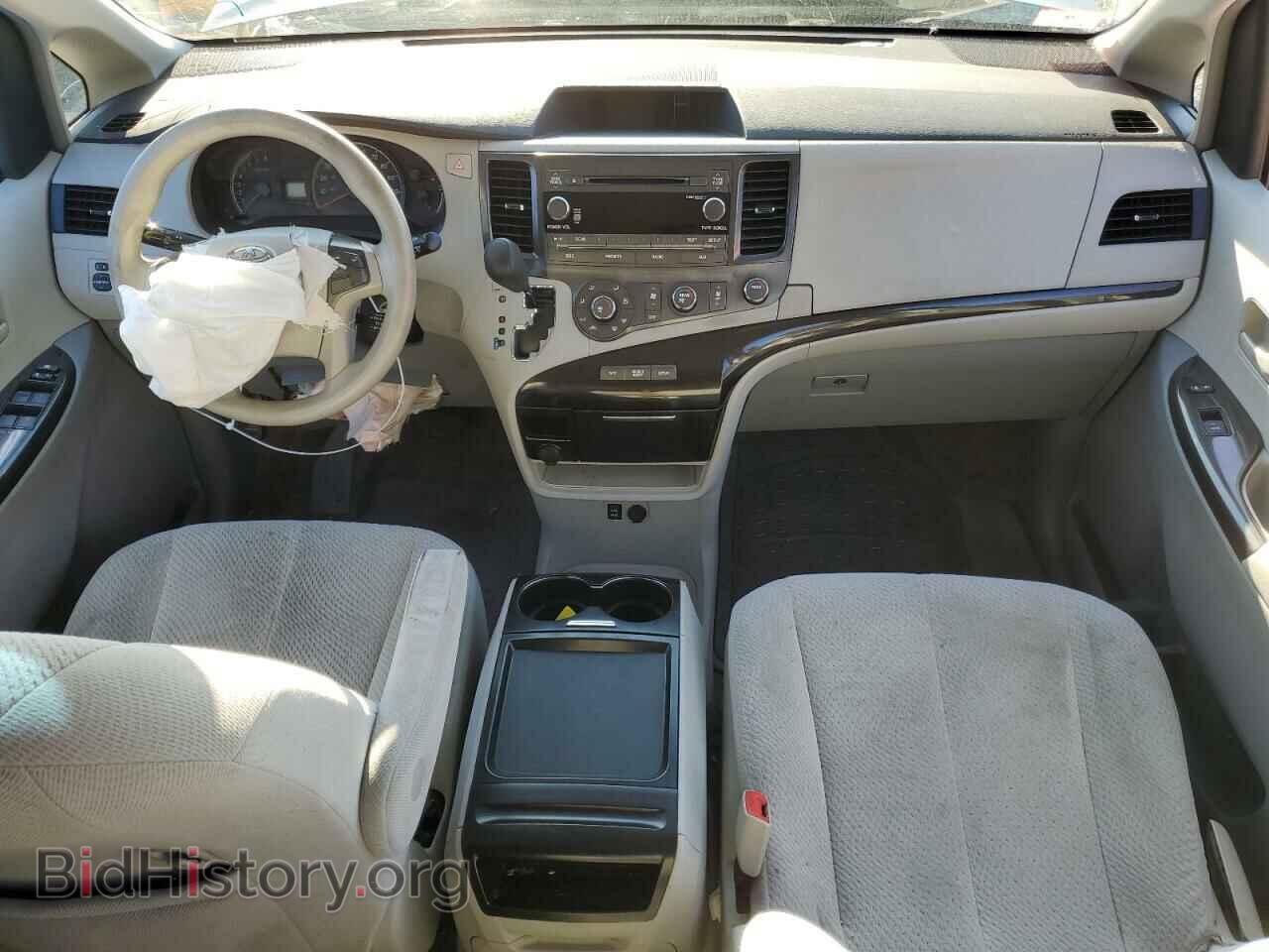 2011 TOYOTA All Models - VIN: 5TDKK3DC0BS172814 - Фото 8