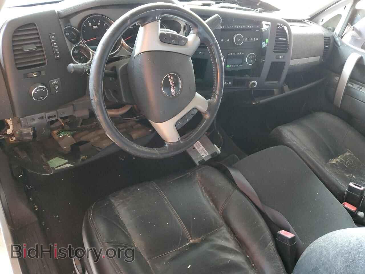 2011 GMC SIERRA - VIN: 1GT110C87BF104777 - Photo 8