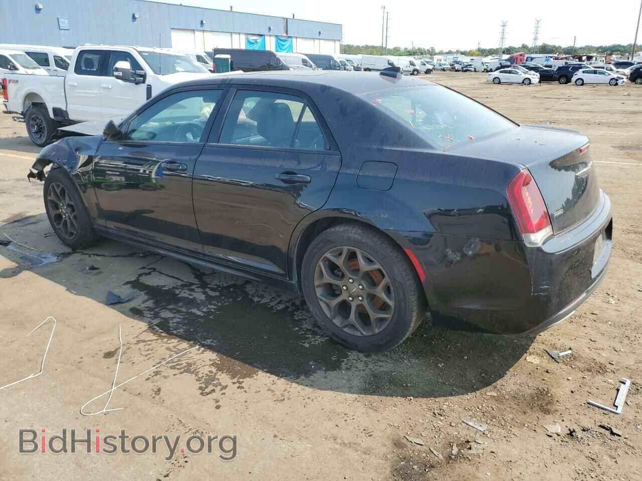 2016 CHRYSLER 300 - VIN: 2C3CCAGG7GH296433 - Фото 2