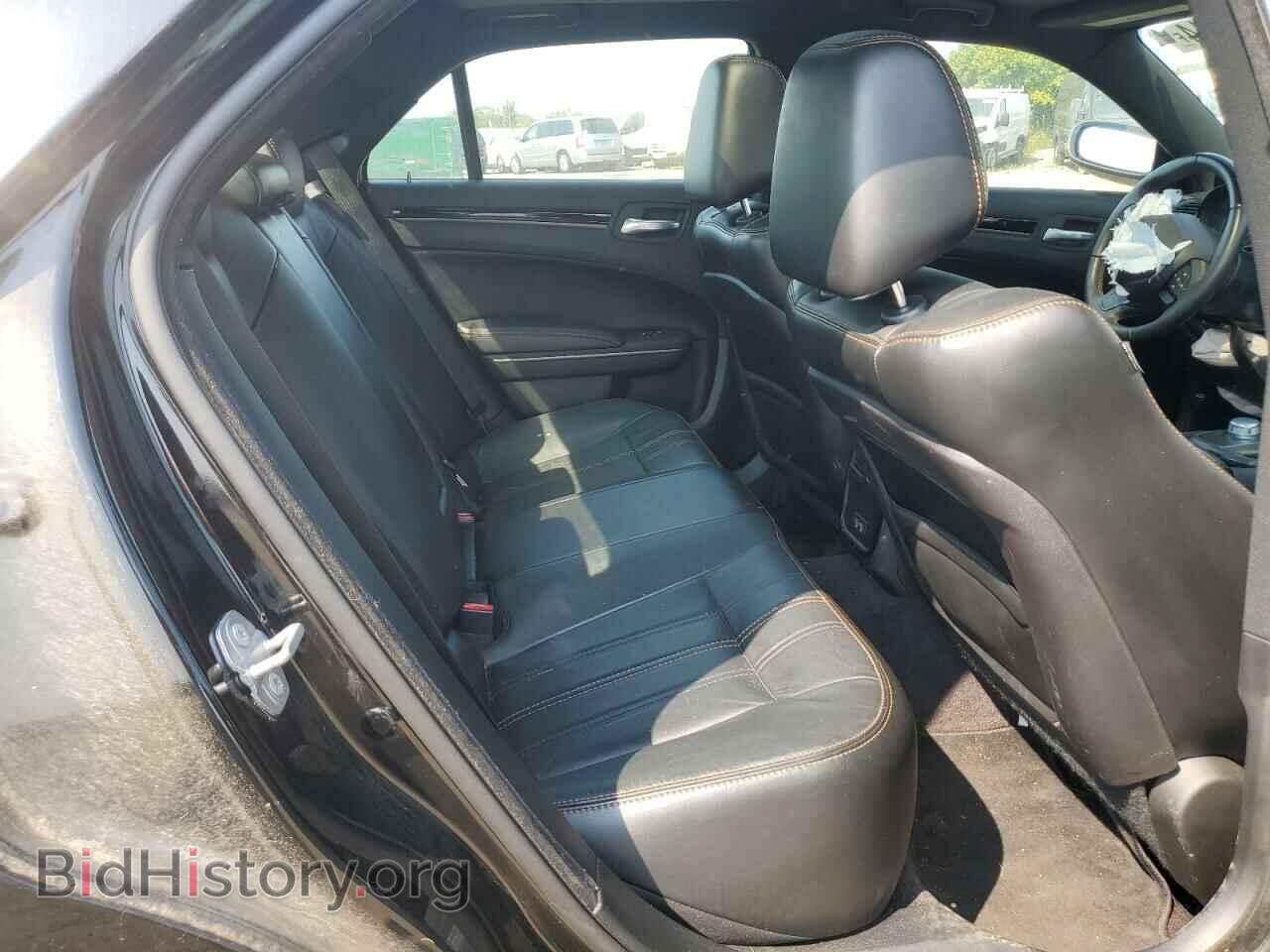2016 CHRYSLER 300 - VIN: 2C3CCAGG7GH296433 - Фото 10