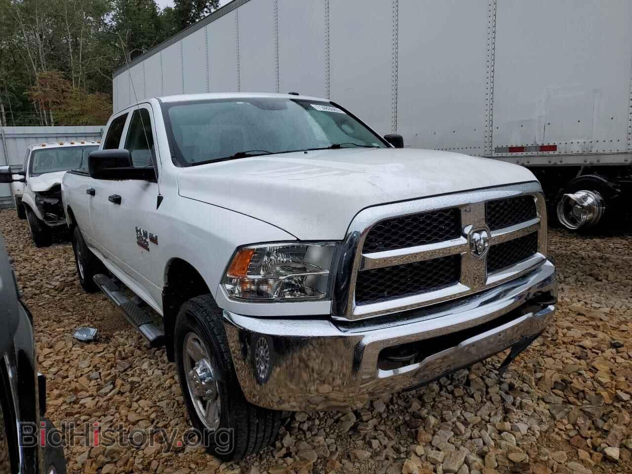 2014 RAM All Models - VIN: 3C6UR5HJ1EG173683 - Photo 4