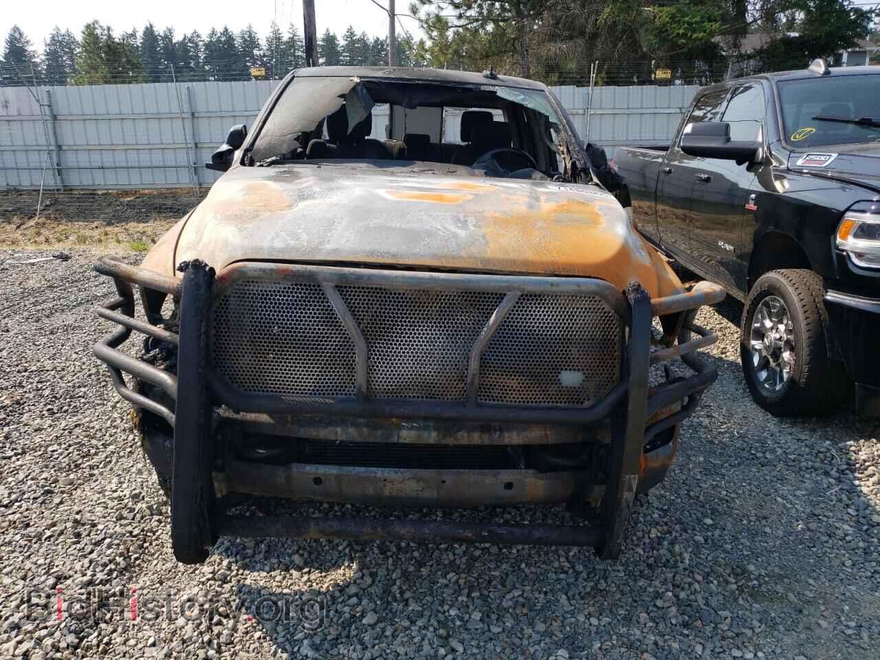 2017 RAM 2500 - VIN: 3C6UR5FLXHG502812 - Photo 5