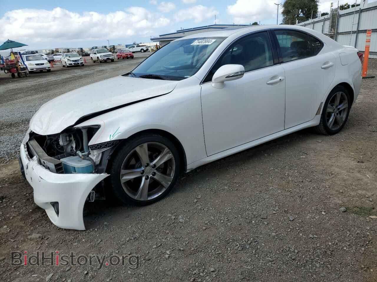 Photo JTHBF5C28B5147687 - LEXUS IS 2011