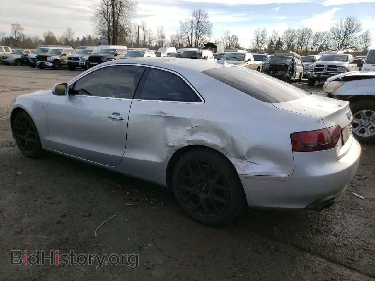 2010 AUDI A5 - VIN: WAULFAFR0AA077113 - Photo 2