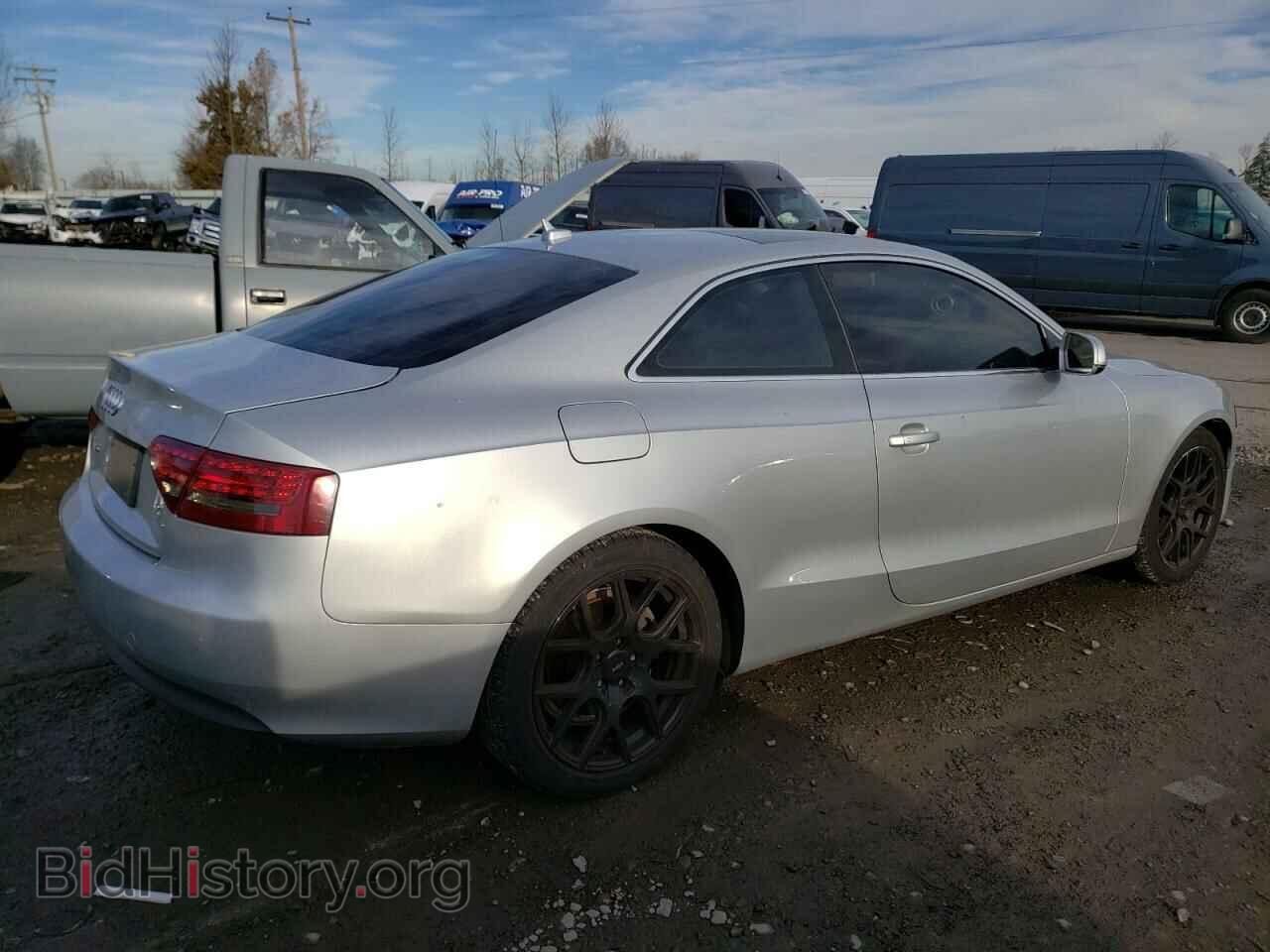2010 AUDI A5 - VIN: WAULFAFR0AA077113 - Photo 3