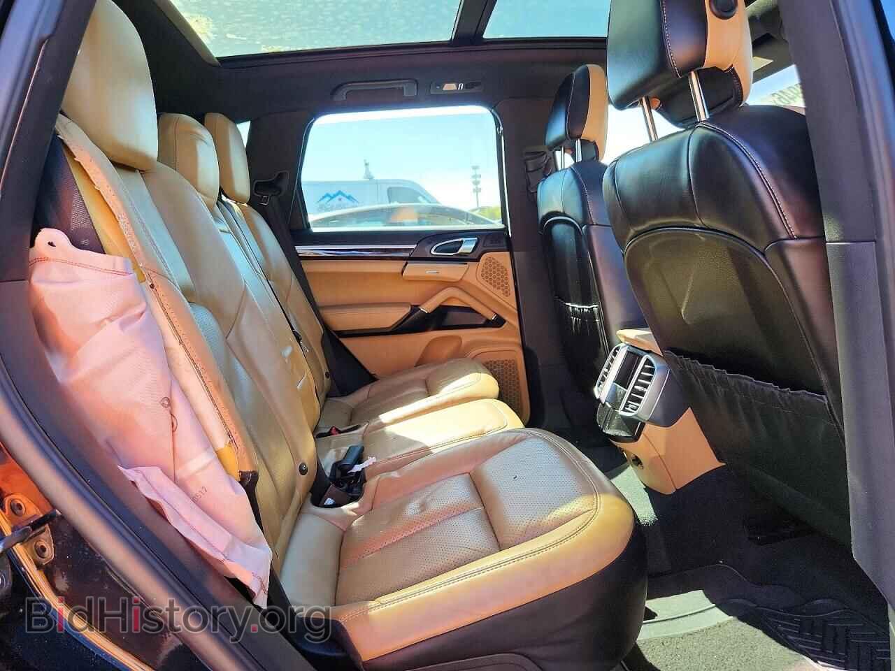2016 PORSCHE CAYENNE - VIN: WP1AA2A25GLA09507 - Photo 11