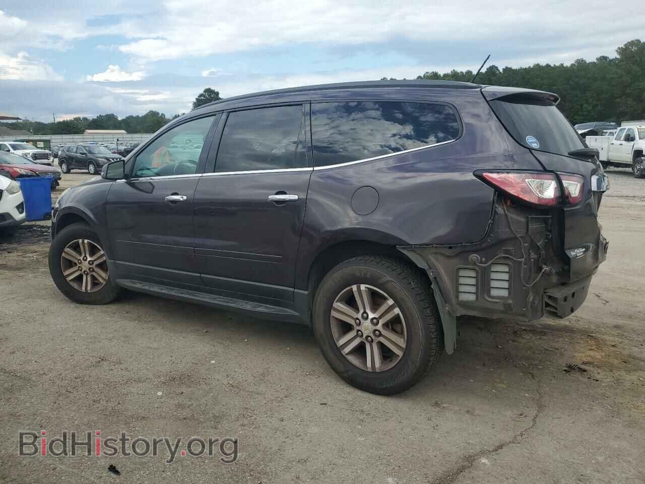 2015 CHEVROLET TRAVERSE - VIN: 1GNKRHKD2FJ130286 - Фото 2
