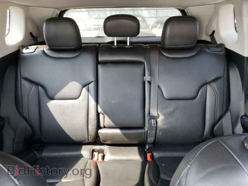 2020 Jeep COMPASS (VIN 3C4NJDCB8LT196056) — фото 10 из 14