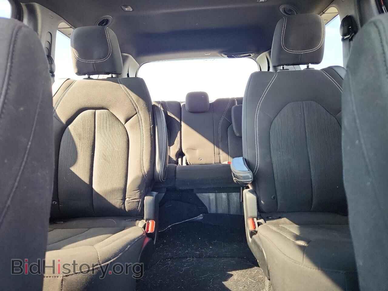 2018 CHRYSLER PACIFICA - VIN: 2C4RC1FG3JR361934 - Фото 10