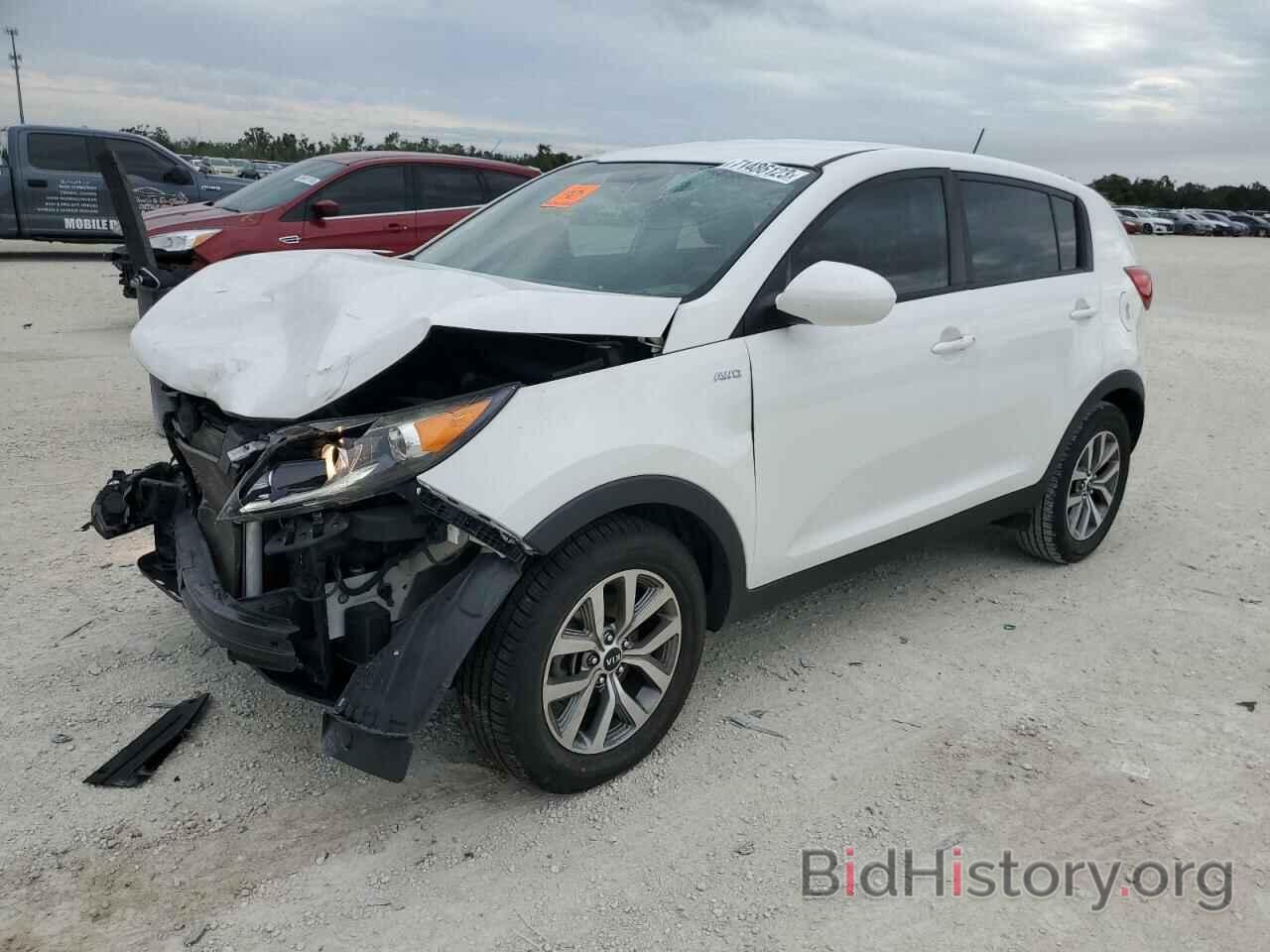 Report Kndpbcac4g7880981 Kia Sportage 2016 White Gas Price And Damage History