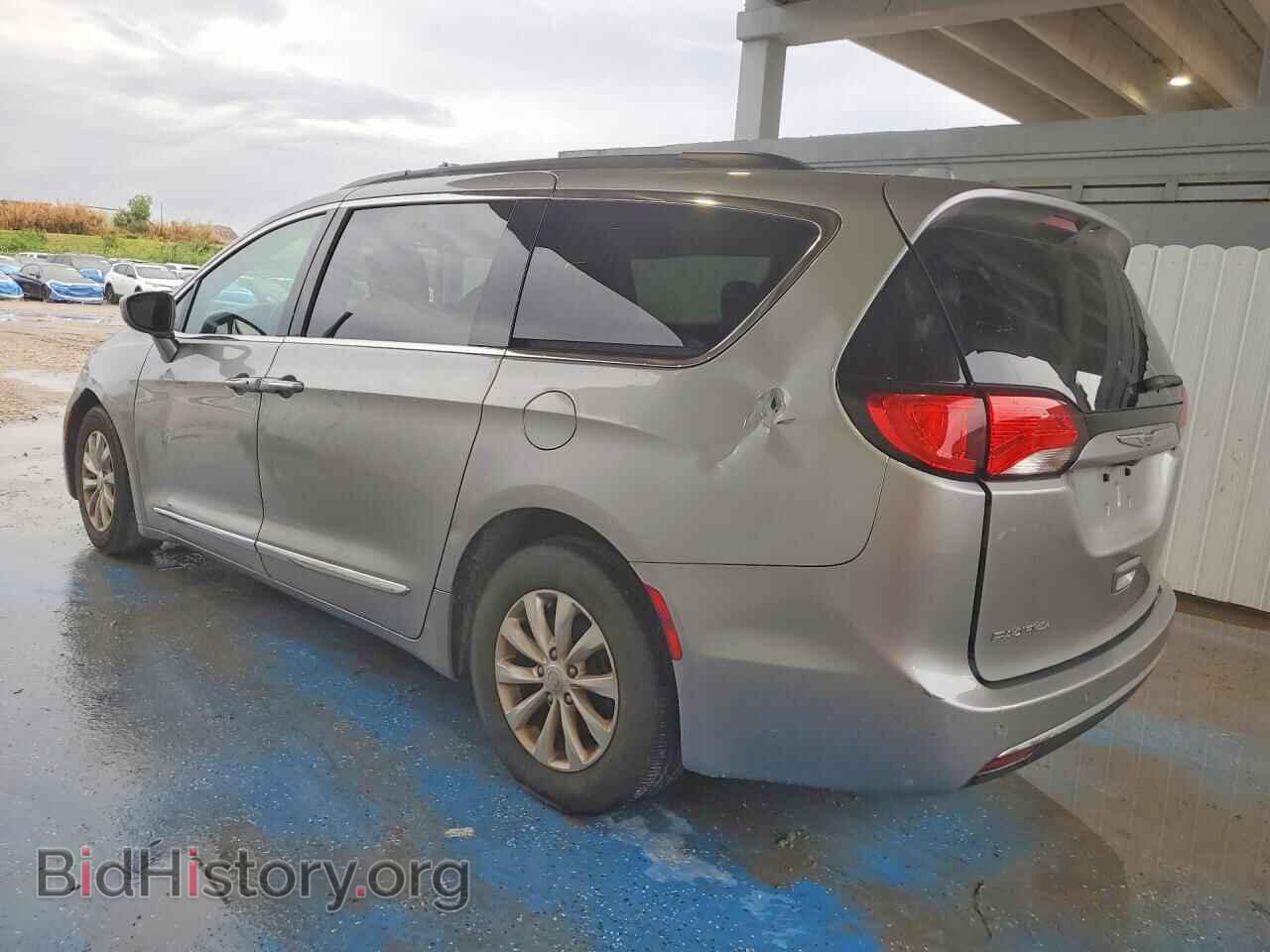 2017 CHRYSLER PACIFICA - VIN: 2C4RC1BG1HR544068 - Фото 2
