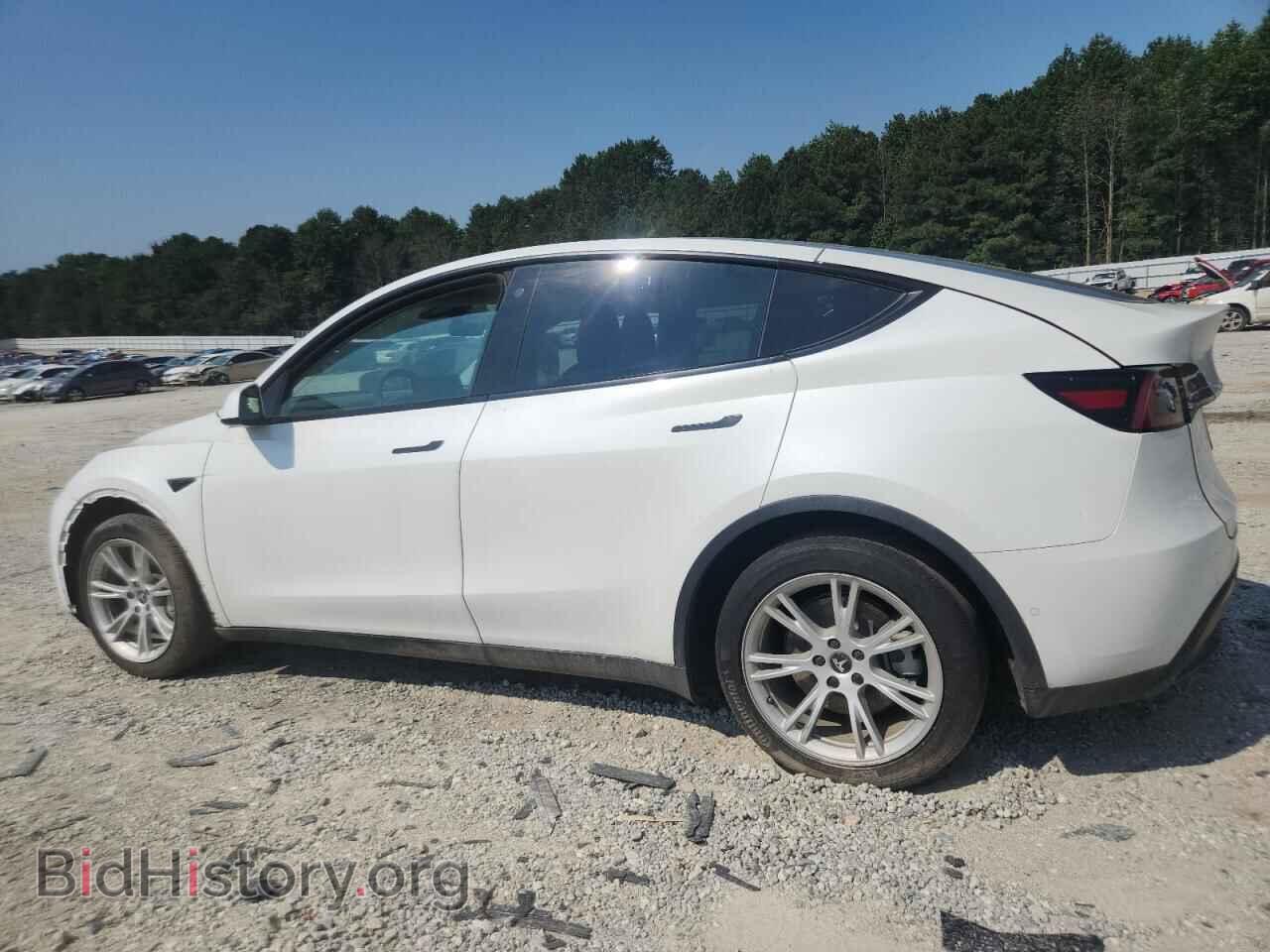 2022 TESLA MODEL Y - VIN: 7SAYGDEE5NF371063 - Фото 2