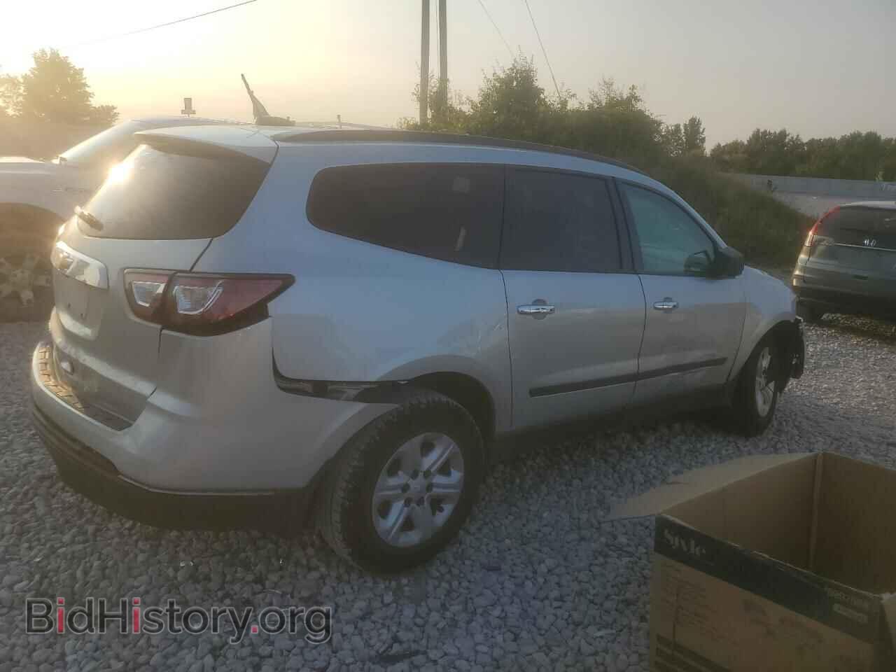 2017 CHEVROLET TRAVERSE - VIN: 1GNKRFKD7HJ342933 - Фото 3