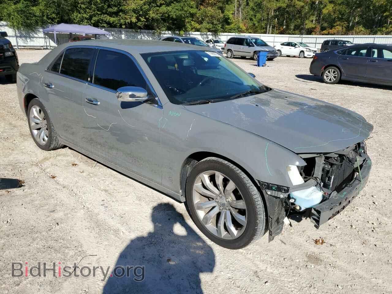 2019 CHRYSLER 300 - VIN: 2C3CCAEG1KH528570 - Фото 4