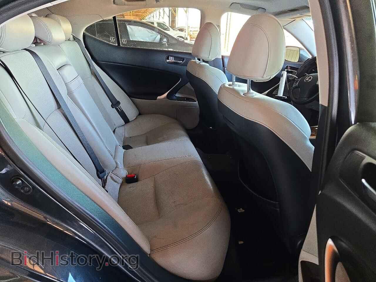 2011 LEXUS IS - VIN: JTHBF5C20B5156755 - Photo 10
