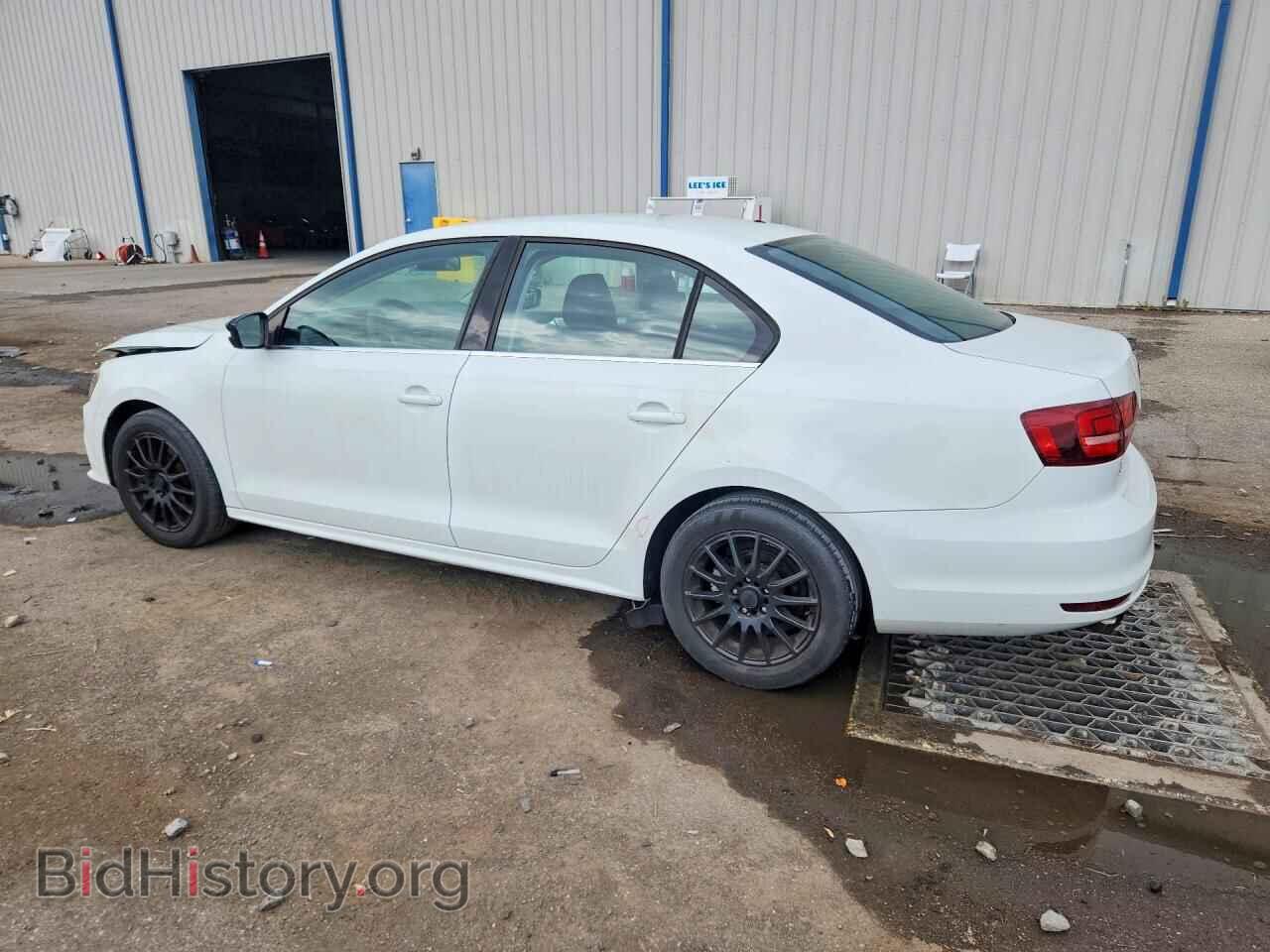 2017 VOLKSWAGEN JETTA - VIN: 3VW2B7AJ8HM241667 - Photo 2