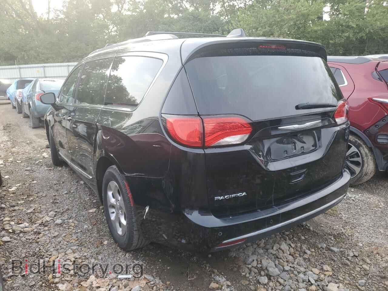 2017 CHRYSLER PACIFICA - VIN: 2C4RC1EG7HR592007 - Photo 2