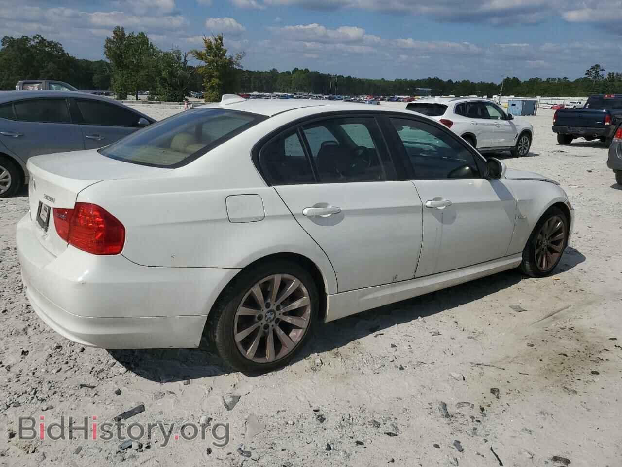 2011 BMW 3 SERIES - VIN: WBAPH7C56BE680755 - Фото 3