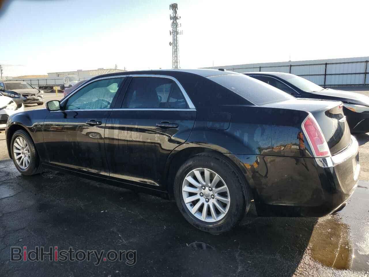 2014 CHRYSLER 300 - VIN: 2C3CCAAG6EH235712 - Фото 2