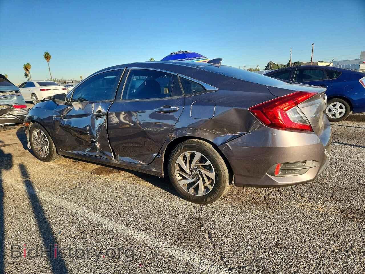 2018 HONDA CIVIC - VIN: 2HGFC2F75JH514166 - Фото 2