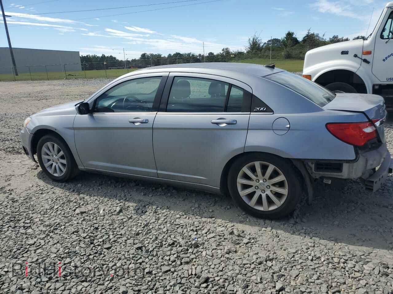 2013 CHRYSLER 200 - VIN: 1C3CCBAB4DN761983 - Фото 2
