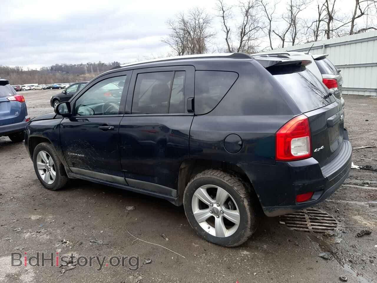 2011 JEEP COMPASS - VIN: 1J4NF1FB1BD134055 - Фото 2