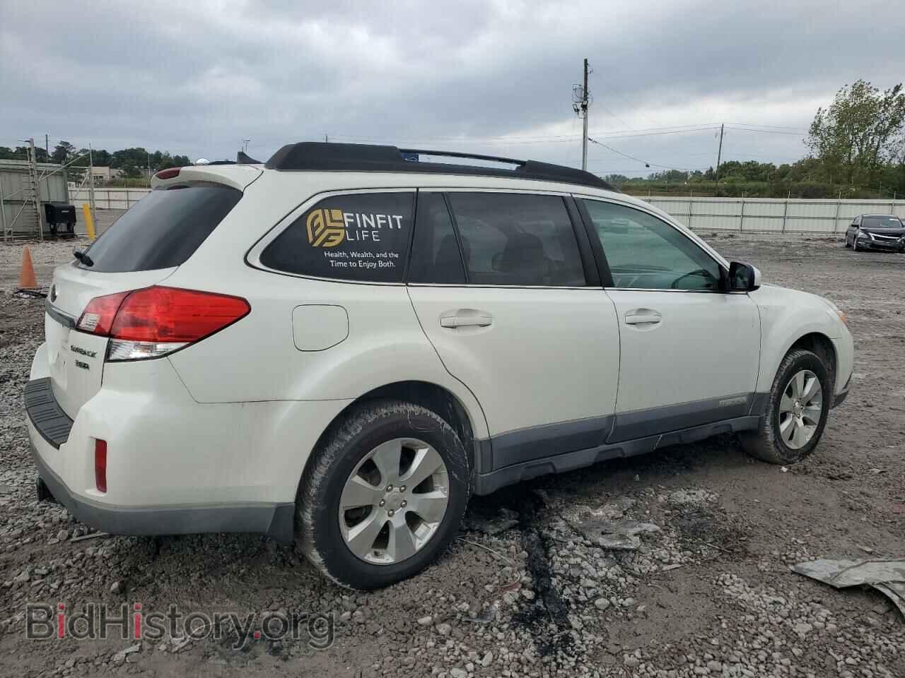 2011 SUBARU OUTBACK - VIN: 4S4BRDLC8B2330418 - Фото 3