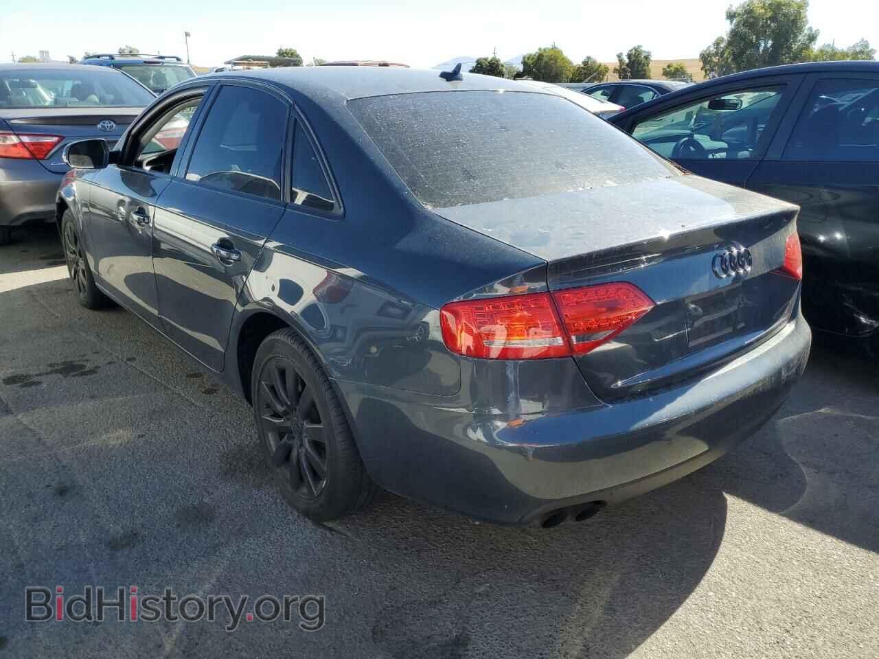 2011 AUDI A4 - VIN: WAUEFBFL4BN043132 - Фото 2