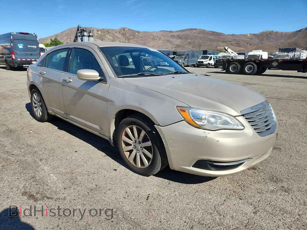2013 CHRYSLER 200 - VIN: 1C3CCBBB2DN627732 - Photo 4