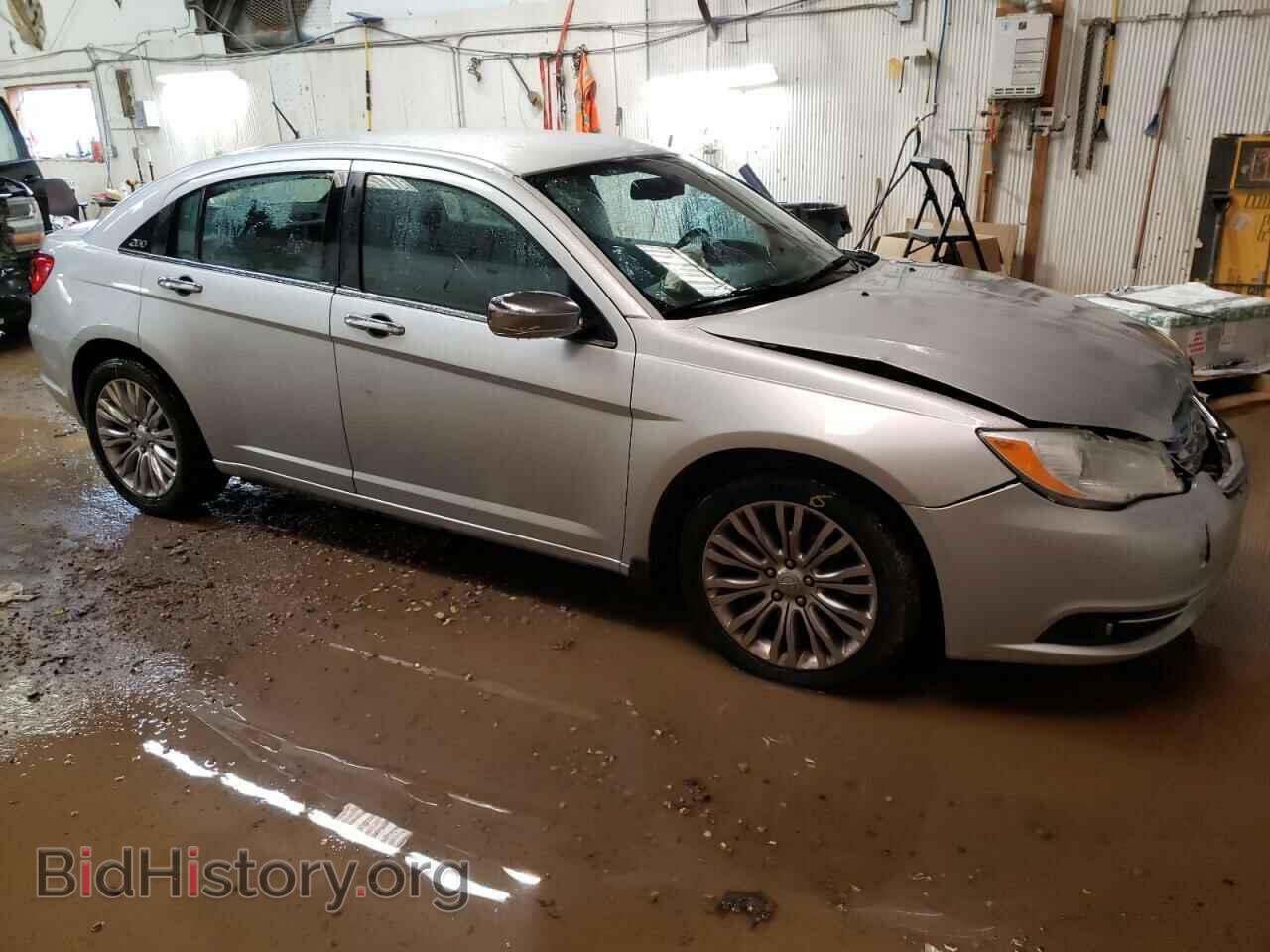 2012 CHRYSLER 200 - VIN: 1C3CCBCG5CN250466 - Фото 4