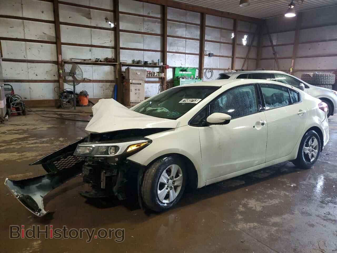 Фотография 3KPFK4A76HE082696 - KIA FORTE 2017