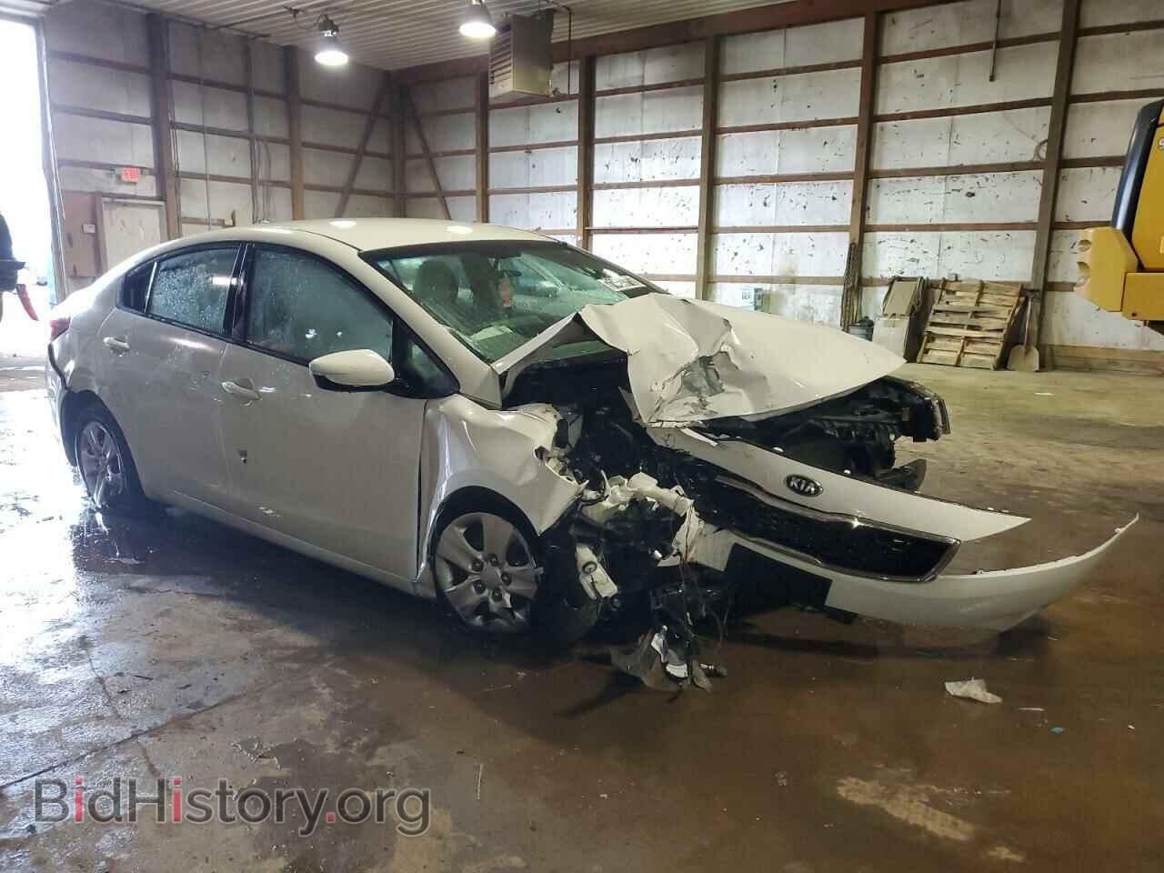2017 KIA FORTE - VIN: 3KPFK4A76HE082696 - Фото 4