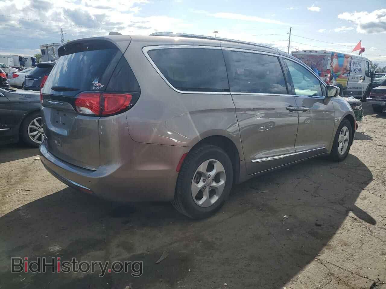 2017 CHRYSLER PACIFICA - VIN: 2C4RC1EG1HR840249 - Photo 3