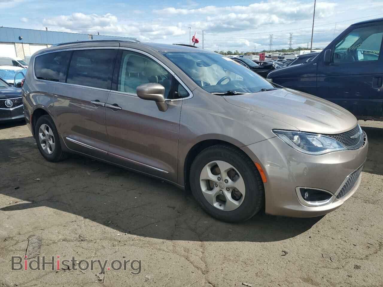 2017 CHRYSLER PACIFICA - VIN: 2C4RC1EG1HR840249 - Photo 4