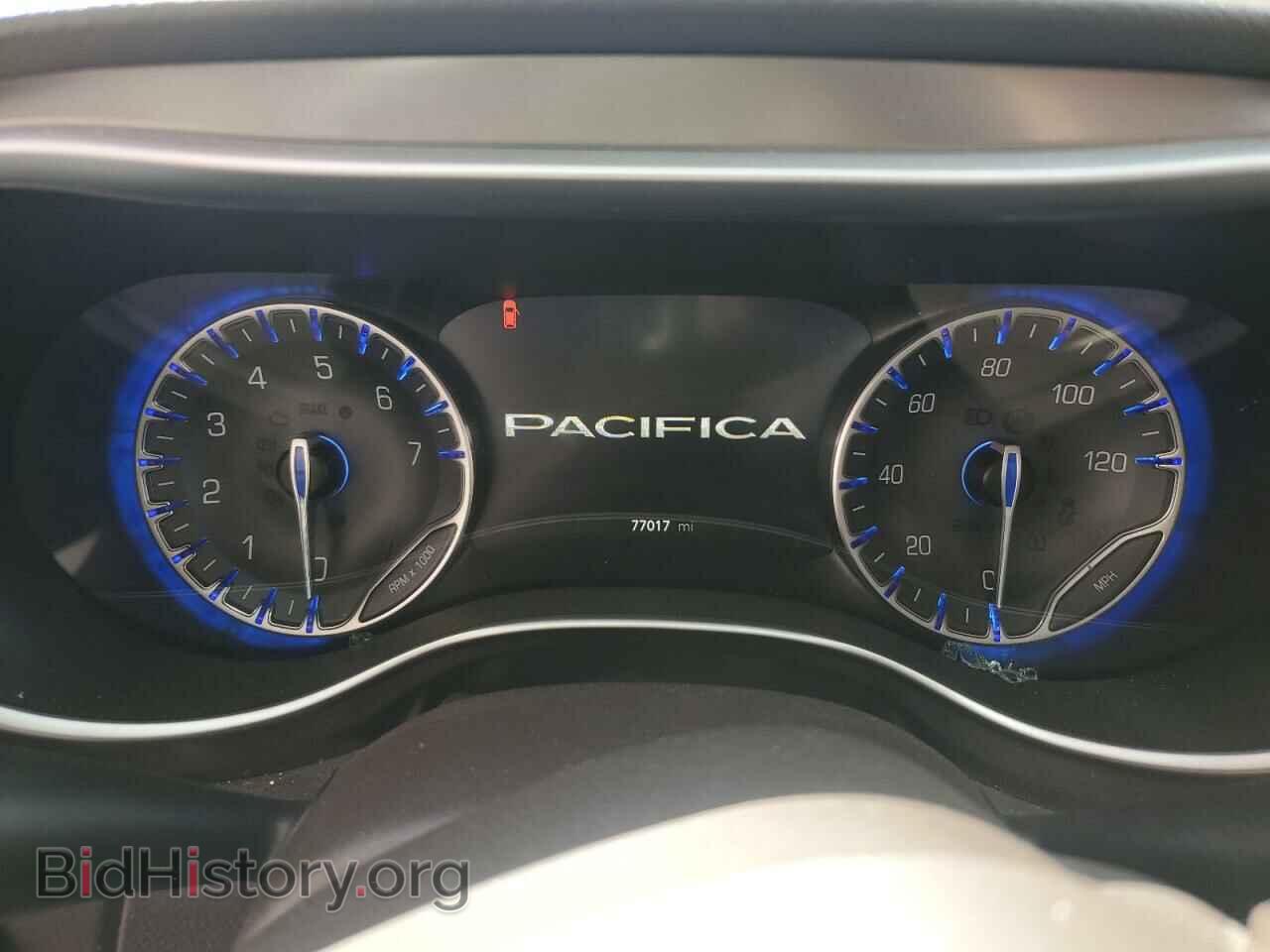 2017 CHRYSLER PACIFICA - VIN: 2C4RC1EG1HR840249 - Photo 9